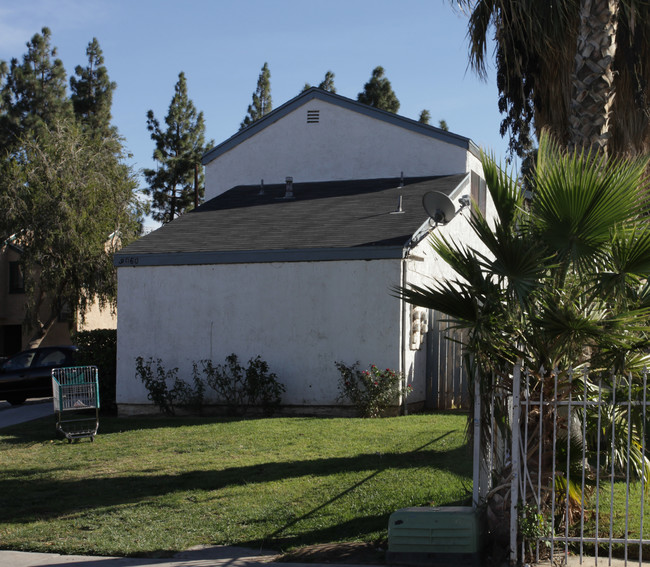 9060 Colony Pl in Riverside, CA - Foto de edificio - Building Photo