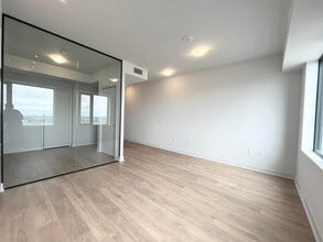 2920 Hwy 7 in Vaughan, ON - Building Photo - Building Photo