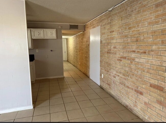 1308 N McColl Rd in Edinburg, TX - Building Photo - Building Photo