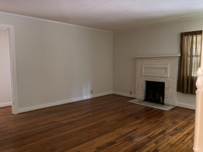 1275 Carlton Acres W in Mobile, AL - Building Photo - Building Photo