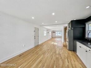 543 Springdale Ave in Long Branch, NJ - Building Photo - Building Photo