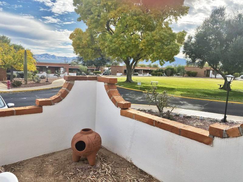 466 Paseo Madera in Green Valley, AZ - Building Photo