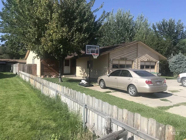 property at 10430 W Ardyce Ct