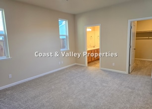 784 Livingston Ave in King City, CA - Building Photo - Building Photo