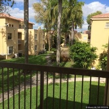 9781 NW 46th Terrace-Unit -9781 in Doral, FL - Building Photo - Building Photo