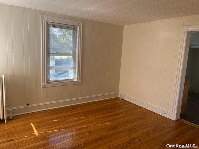 31 Old Dock Rd in Kings Park, NY - Building Photo - Building Photo