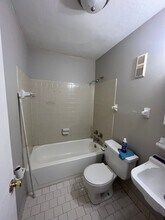 421 Cedarvalley Dr in Nashville, TN - Building Photo - Building Photo