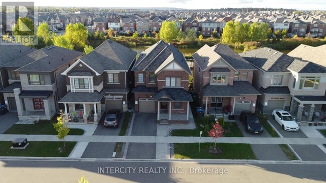 39 Divers Rd in Brampton, ON - Building Photo - Building Photo