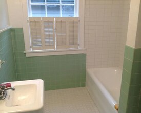 3569 NE Fremont St in Portland, OR - Building Photo - Building Photo