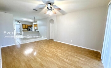 10308 Birdwatch Dr in Tampa, FL - Building Photo - Building Photo