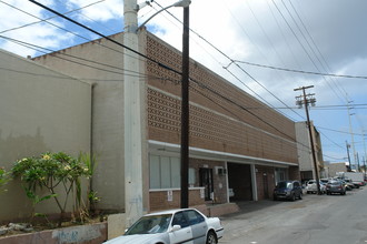 1816 Hart St in Honolulu, HI - Building Photo - Building Photo