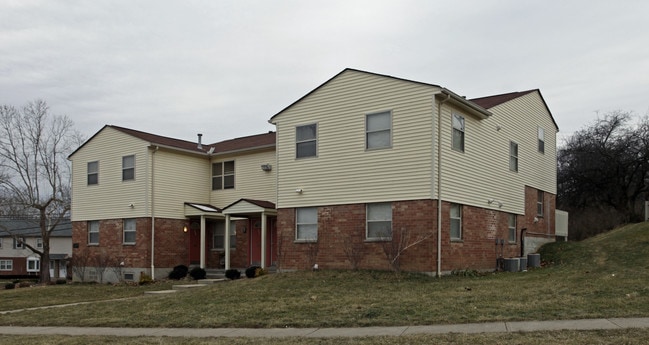 Silver Oak Estates in Cincinnati, OH - Foto de edificio - Building Photo