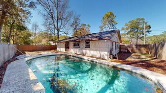 3336 Cypresswood Dr S in Jacksonville, FL - Building Photo