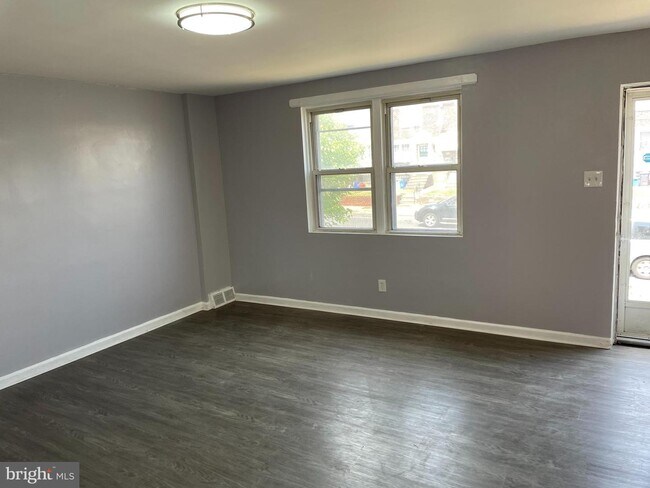 3146 Levick St photo'