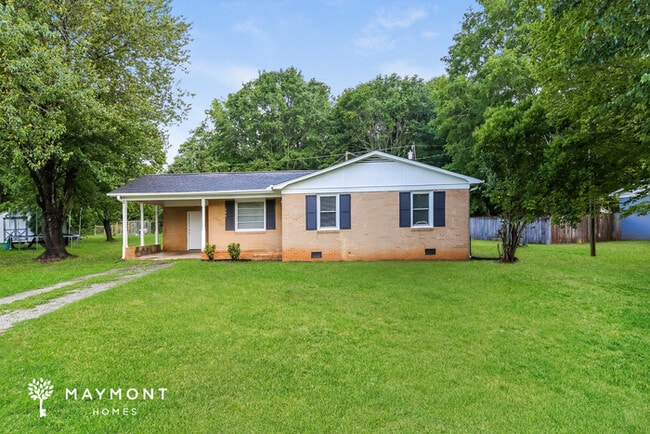property at 649 Woodmont Cir
