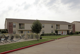 Crestwood Apartments in Beebe, AR - Foto de edificio - Building Photo