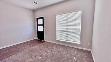 140 Kelly St in Angleton, TX - Building Photo - Building Photo