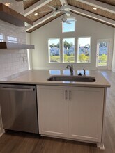 5658 Native Oak Dr in Tallahassee, FL - Foto de edificio - Building Photo