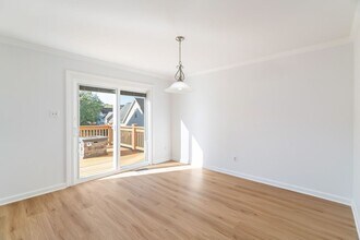 10149 Highgate Cir in Knoxville, TN - Foto de edificio - Building Photo