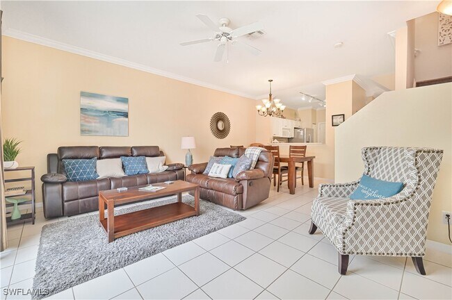 property at 3613 Pine Oak Cir