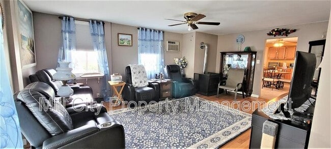 313 Calef Rd in Manchester, NH - Building Photo - Building Photo