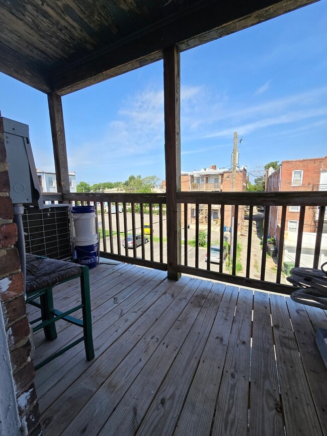 608 N Arthur Ashe Blvd in Richmond, VA - Building Photo - Building Photo