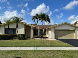 13261 SW 102nd Terrace in Miami, FL - Building Photo