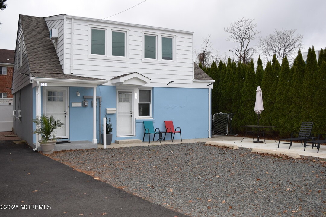 52 Dunbar Ave in Long Branch, NJ - Building Photo
