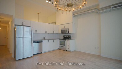 1410-1410 Dupont St in Toronto, ON - Building Photo - Building Photo