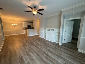321 Gallery Dr in Spring Lake, NC - Building Photo - Building Photo