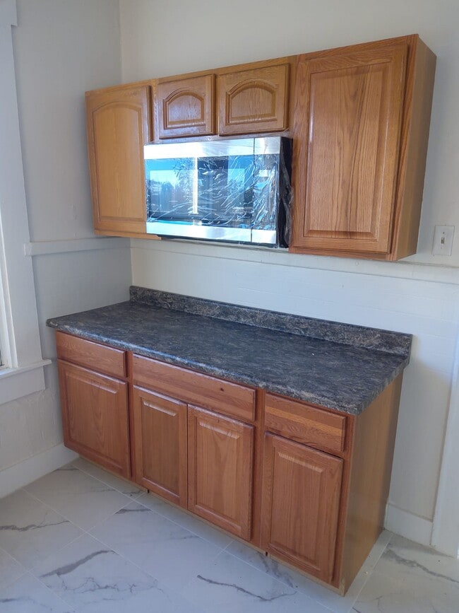 259 22nd St, Unit 2 in Irvington, NJ - Foto de edificio - Building Photo