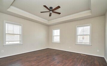 45116 Kincora Dr in Sterling, VA - Building Photo - Building Photo