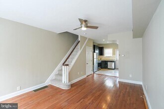 137 Durfor St in Philadelphia, PA - Building Photo - Building Photo