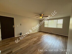 316 S Warwick Ave in Westmont, IL - Foto de edificio - Building Photo