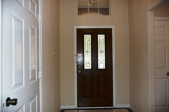 property at 211 Hartwood Ct