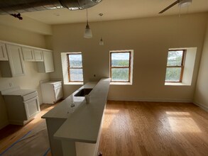 883 Broadway in Albany, NY - Building Photo - Building Photo