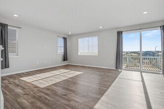 27744 E Indore Dr in Aurora, CO - Building Photo - Building Photo