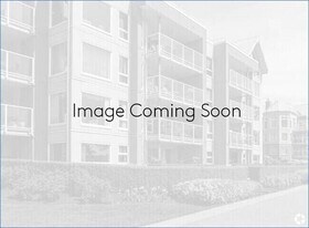 222 W 9th St in South Boston, MA - Building Photo
