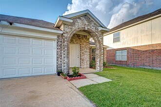 17038 Midnight Sun Ln in Richmond, TX - Building Photo - Building Photo