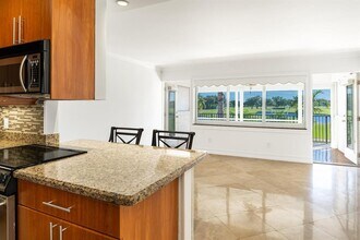 4848 NE 23rd Ave in Fort Lauderdale, FL - Building Photo - Building Photo