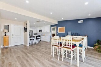1806 Wight Way in El Cajon, CA - Building Photo - Building Photo