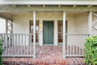 301 22nd Ave in San Mateo, CA - Building Photo - Building Photo