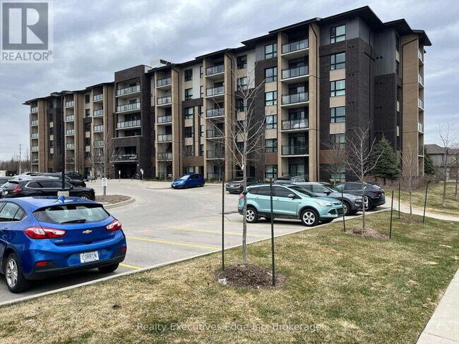 7-417 Kay Cres in Guelph, ON - Building Photo - Building Photo