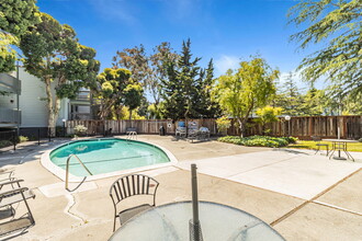 4175 George Ave in San Mateo, CA - Building Photo - Building Photo