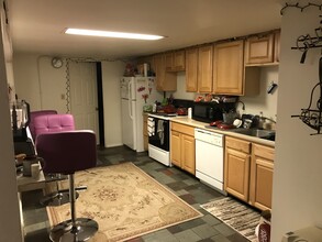 1109 W Beaver Ave in State College, PA - Building Photo - Building Photo