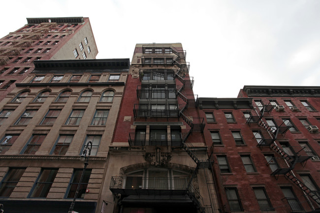 133 Mercer St in New York, NY - Building Photo - Building Photo