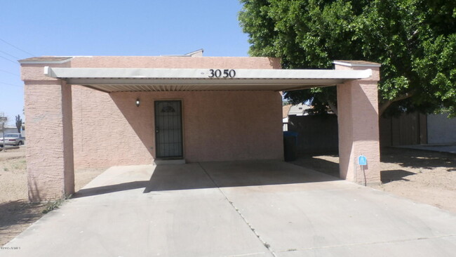 3050 W Missouri Ave in Phoenix, AZ - Building Photo - Building Photo