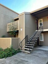 37377 Sequoia Rd, Unit Baywood Villas Studio in Fremont, CA - Building Photo