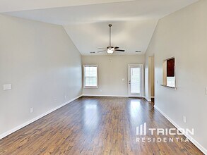 809 Ellyson Dr in Spring Hill, TN - Building Photo - Building Photo