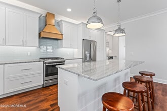 95-99 Bay Ave in Highlands, NJ - Building Photo - Building Photo